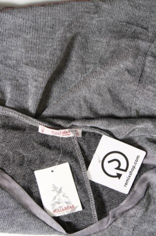 Γυναικεία μπλούζα Pull&Bear, Μέγεθος M, Χρώμα Γκρί, Τιμή 4,47 €