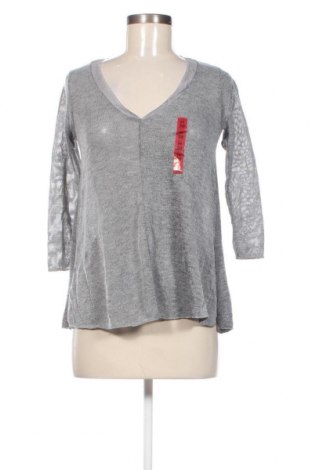 Γυναικεία μπλούζα Pull&Bear, Μέγεθος M, Χρώμα Γκρί, Τιμή 4,63 €