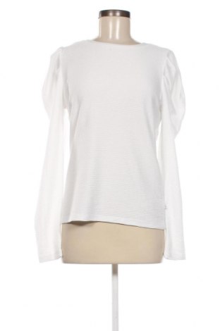 Дамска блуза Q/S by S.Oliver, Размер M, Цвят Бял, Цена 18,00 лв.