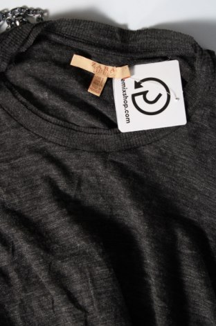 Γυναικεία μπλούζα Zara Trafaluc, Μέγεθος S, Χρώμα Γκρί, Τιμή 1,84 €