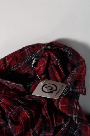 Γυναικείο πουκάμισο Jennyfer, Μέγεθος L, Χρώμα Πολύχρωμο, Τιμή 2,32 €