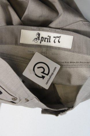 Damen Jeans April 77, Größe XS, Farbe Grau, Preis 5,60 €