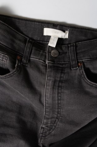 Dámske džínsy  H&M, Veľkosť S, Farba Sivá, Cena  7,67 €