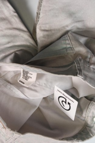 Dámske džínsy  H&M, Veľkosť XS, Farba Viacfarebná, Cena  14,84 €