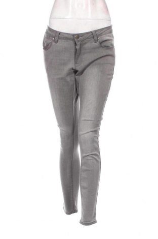 Дамски дънки Max Jeans, Размер S, Цвят Сив, Цена 5,80 лв.