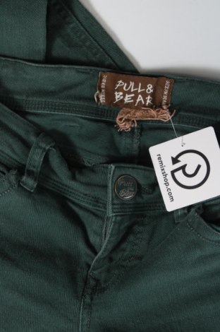 Damen Jeans Pull&Bear, Größe S, Farbe Grün, Preis 9,54 €