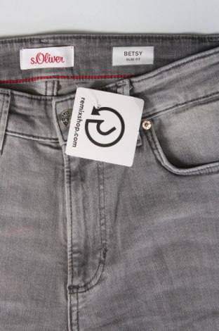 Blugi de femei S.Oliver, Mărime XS, Culoare Gri, Preț 186,99 Lei