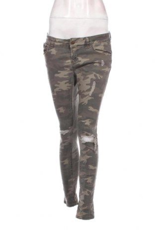 Damen Jeans Terranova, Größe M, Farbe Mehrfarbig, Preis 4,45 €