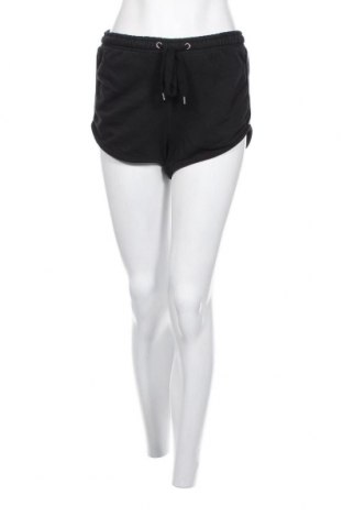 Γυναικείο κοντό παντελόνι Bershka, Μέγεθος M, Χρώμα Μαύρο, Τιμή 3,01 €
