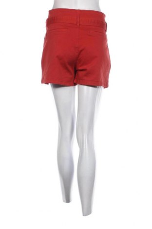 Дамски къс панталон Bonobo, Размер S, Цвят Червен, Цена 72,00 лв.