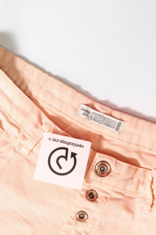 Pantaloni scurți de femei Clockhouse, Mărime M, Culoare Roz, Preț 14,54 Lei