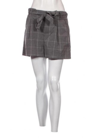Γυναικείο κοντό παντελόνι Cropp, Μέγεθος M, Χρώμα Γκρί, Τιμή 3,71 €