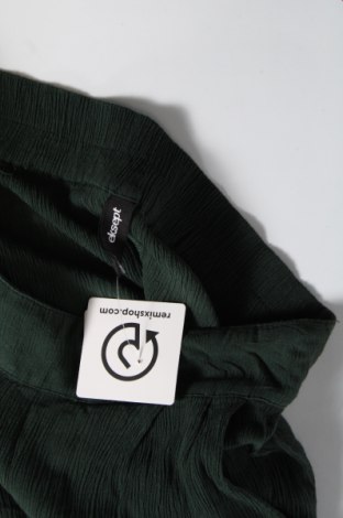 Pantaloni scurți de femei Eksept, Mărime M, Culoare Verde, Preț 40,00 Lei