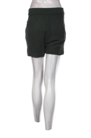 Дамски къс панталон Eksept, Размер M, Цвят Зелен, Цена 15,68 лв.