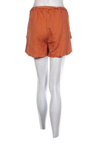 Дамски къс панталон Haily`s, Размер L, Цвят Оранжев, Цена 72,00 лв.