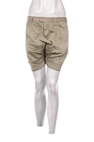 Дамски къс панталон Marithe+Francois Girbaud, Размер M, Цвят Зелен, Цена 49,00 лв.