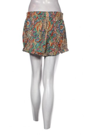 Γυναικείο κοντό παντελόνι SHEIN, Μέγεθος M, Χρώμα Πολύχρωμο, Τιμή 5,01 €