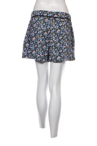 Γυναικείο κοντό παντελόνι Select, Μέγεθος M, Χρώμα Πολύχρωμο, Τιμή 3,07 €