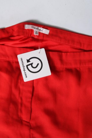 Дамски къс панталон Unpublished, Размер M, Цвят Червен, Цена 5,10 лв.