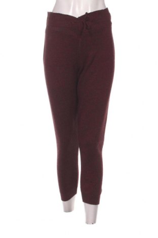 Pantaloni de femei Femme Luxe, Mărime M, Culoare Roșu, Preț 28,62 Lei