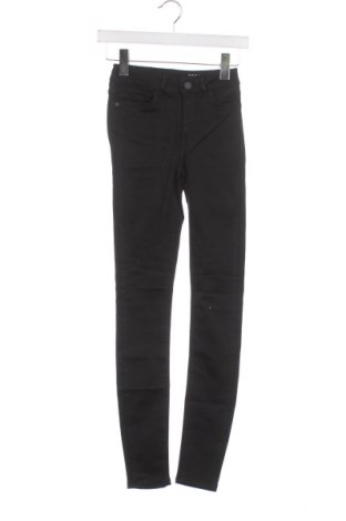 Дамски панталон Noisy May, Размер XS, Цвят Черен, Цена 6,67 лв.