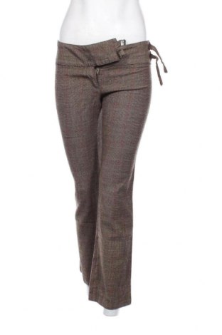 Дамски панталон Sisley, Размер M, Цвят Бежов, Цена 5,22 лв.