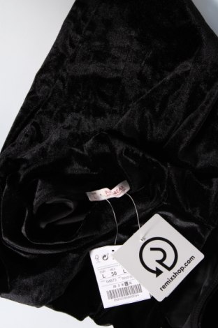 Γυναικείο αμάνικο μπλουζάκι Pull&Bear, Μέγεθος L, Χρώμα Μαύρο, Τιμή 2,60 €