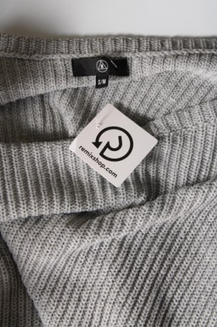 Дамски пуловер Missguided, Размер S, Цвят Сив, Цена 7,25 лв.