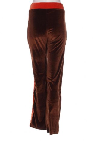 Γυναικείο αθλητικό παντελόνι, Μέγεθος M, Χρώμα Καφέ, Τιμή 17,94 €