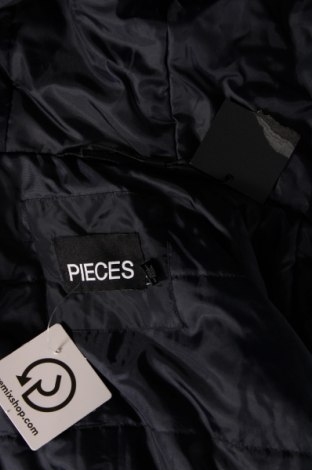 Γυναικείο μπουφάν Pieces, Μέγεθος L, Χρώμα Μπλέ, Τιμή 23,67 €