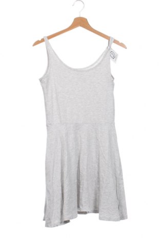 Детска рокля H&M, Размер 14-15y/ 168-170 см, Цвят Сив, Цена 5,06 лв.