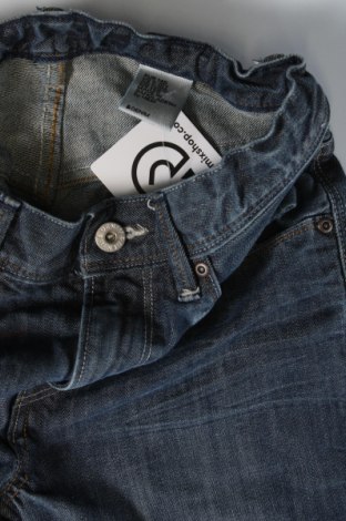 Dětské krátké kalhoty  H&M, Velikost 9-10y/ 140-146 cm, Barva Modrá, Cena  399,00 Kč