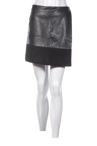 Δερμάτινη φούστα, Μέγεθος S, Χρώμα Μαύρο, Τιμή 2,87 €