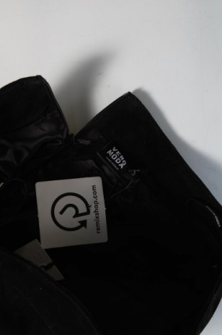 Δερμάτινη φούστα Vero Moda, Μέγεθος M, Χρώμα Μαύρο, Τιμή 8,26 €