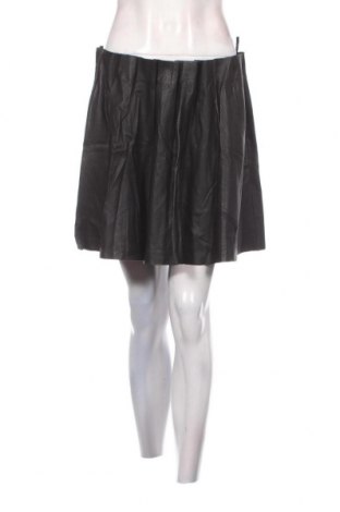 Δερμάτινη φούστα Vero Moda, Μέγεθος M, Χρώμα Μαύρο, Τιμή 10,23 €