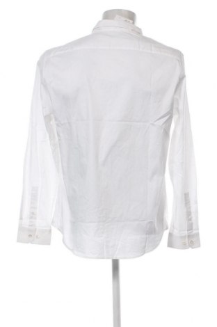 Мъжка риза J.Lindeberg, Размер XL, Цвят Бял, Цена 52,50 лв.