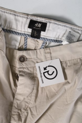 Pantaloni scurți de bărbați H&M, Mărime M, Culoare Bej, Preț 82,24 Lei