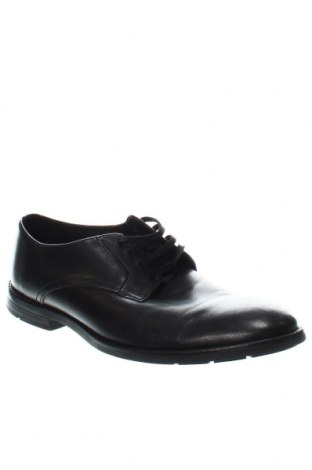 Мъжки обувки Clarks, Размер 42, Цвят Черен, Цена 40,12 лв.