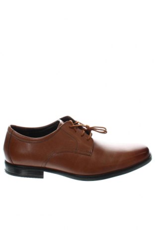 Мъжки обувки Clarks, Размер 45, Цвят Кафяв, Цена 91,80 лв.