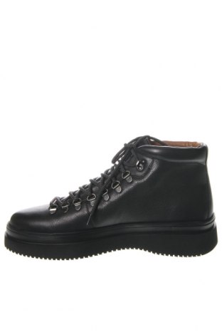 Мъжки обувки Gordon & Bros, Размер 44, Цвят Черен, Цена 123,41 лв.