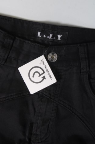 Ανδρικό παντελόνι, Μέγεθος S, Χρώμα Μαύρο, Τιμή 4,75 €