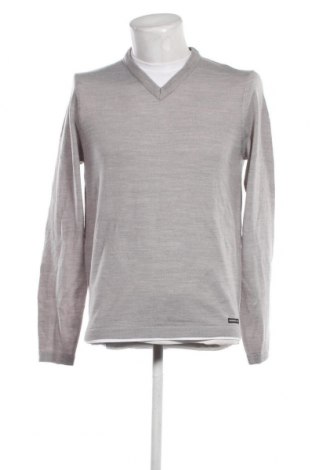 Herrenpullover Threadbare, Größe M, Farbe Grau, Preis 21,99 €