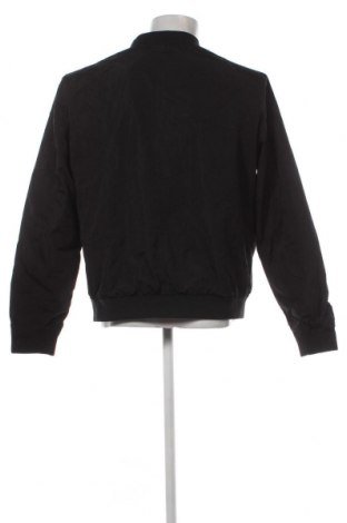 Pánska bunda , Veľkosť M, Farba Čierna, Cena  7,62 €