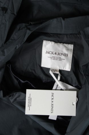 Мъжко яке Jack & Jones, Размер M, Цвят Син, Цена 22,96 лв.