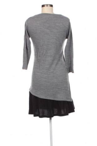 Kleid Body Flirt, Größe S, Farbe Grau, Preis 7,06 €