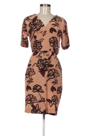 Kleid In Wear, Größe XS, Farbe Mehrfarbig, Preis 11,50 €
