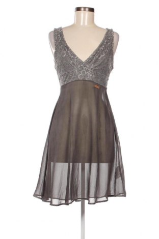 Kleid Khujo, Größe L, Farbe Grau, Preis 18,48 €