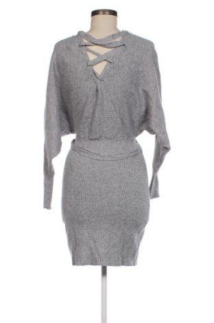 Kleid Mc Lorene, Größe M, Farbe Grau, Preis € 8,07