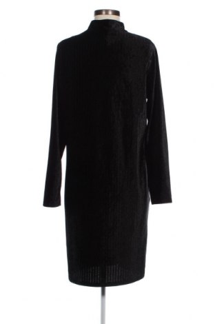 Šaty  Miss E, Velikost XL, Barva Černá, Cena  185,00 Kč