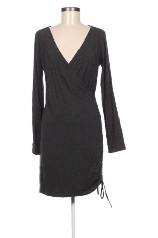Kleid Piu & Piu, Größe M, Farbe Grau, Preis 6,57 €